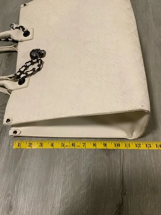 Betsey Johnson large cream colored skull bag - Picture 10 of 12